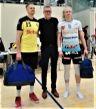 Ottelun palkitut: KyKy-Betset: Petteri Penttinen, East Volley: Teemu Silventoinen. Palkinnot jakoi Otteluisäntä: KESKISUOMALAISEN Kuluttajamyynnin johtaja: Erkki Ekonen.