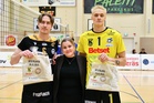 Ottelun parhaat pelaajat palkitsi Otteluisäntä: Amiko. Palkinnot jakoi Avainasiakasjohtaja Rebekka Puoliväli.
