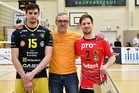 Ottelun Villi pelaaja palkinnot jakoi Mika Laihorinne.