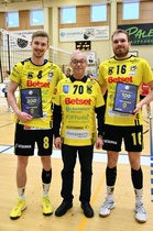Kunniakirjat Petteri Härkönen 200 torjuntaa ja David Jannesson 100 torjuntaa Mestaruusliigassa.